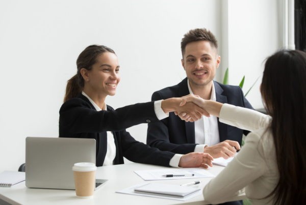 Welcome Pack : L'art de séduire vos nouveaux clients dès leur arrivée